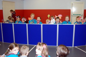 Beavers_Grey_Puppet_Show_1