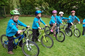 Beavers_Grey_Cycling_Activity_Badge_2015_2