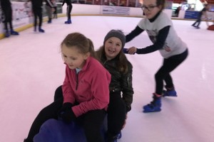 scouts-ice-skating_2016_3